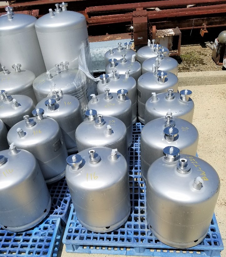 (19) used 50 Liter (13 gallon) 316 Stainless Steel Pressure Rated Supply Tank (i.e. supply liquids under pressure).  UCON DRB Pressure Vessels. Rated 14.5 PSI (1 bar) @ -20 degC/80 degC. Flavor Additive Tank. Kosher Pareve. Previously used in sanitary food plant.